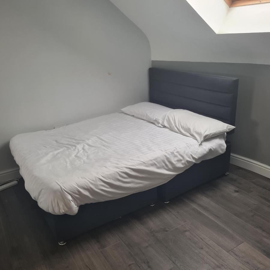Perfect Centre 3 Bedroom Free Parking * Belfast